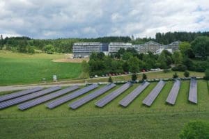 Photovoltaik Freiflächenanlage der Humanomed in Althofen.