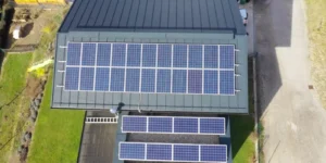 PV-Anlage auf Stehfalzdach in Pörtschach